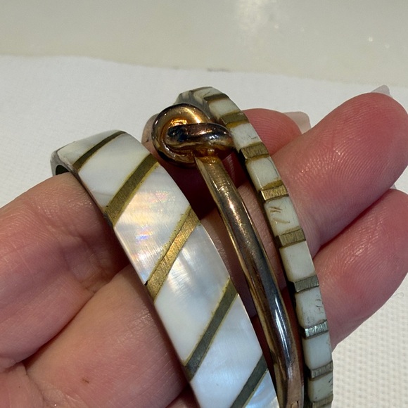 Elegant kate spade Gold brass and Cream Bangle Set - Picture 5 of 15